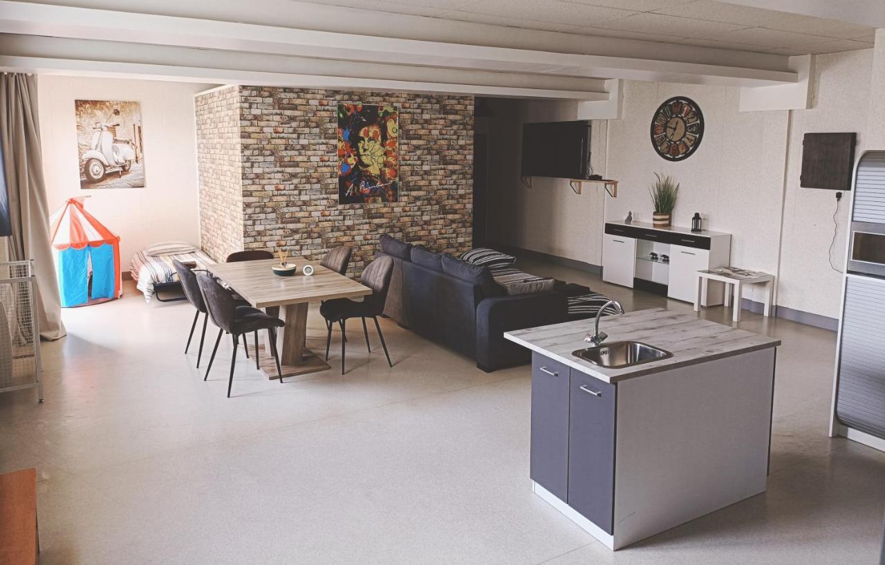 Charleville-Mézières Loft Chez Valy Et Herve מראה חיצוני תמונה